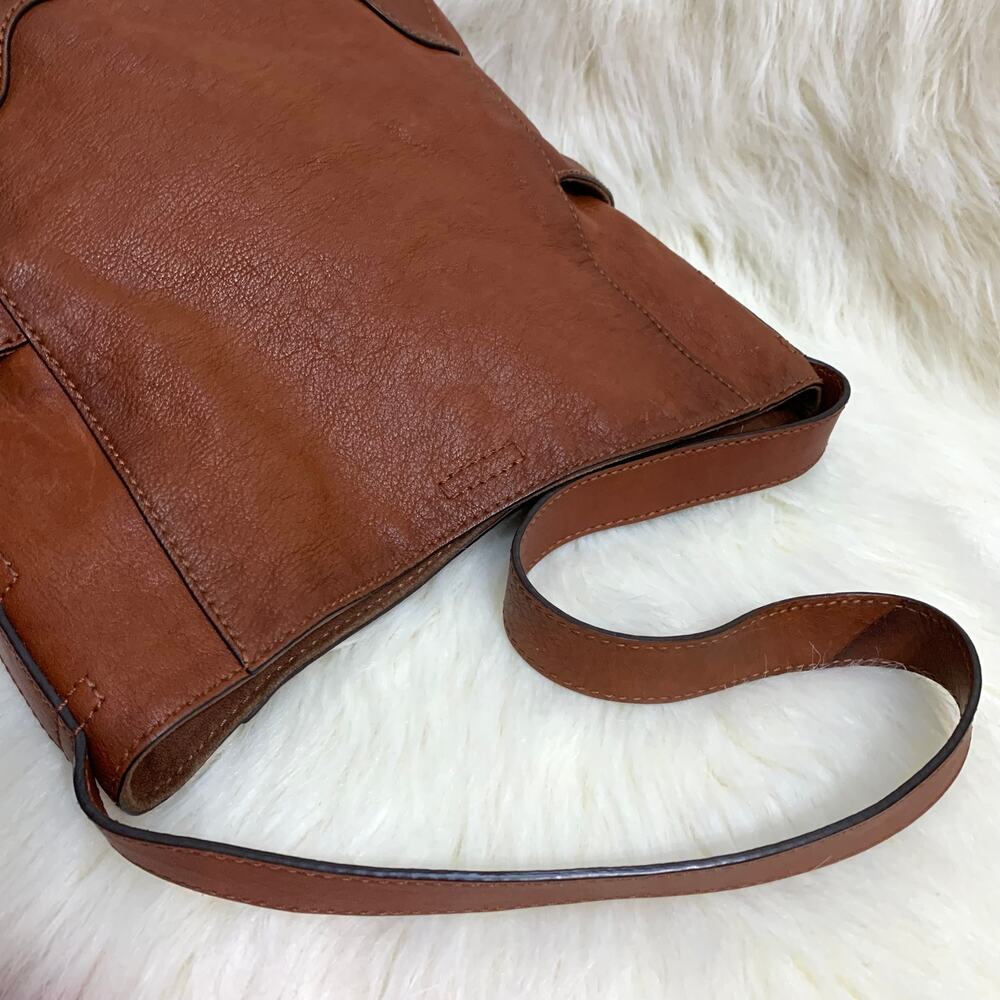 FRYE Vintage Deep Cognac Brown Leather Bucket Hobo Shoulder Bag - Picture 9 of 16